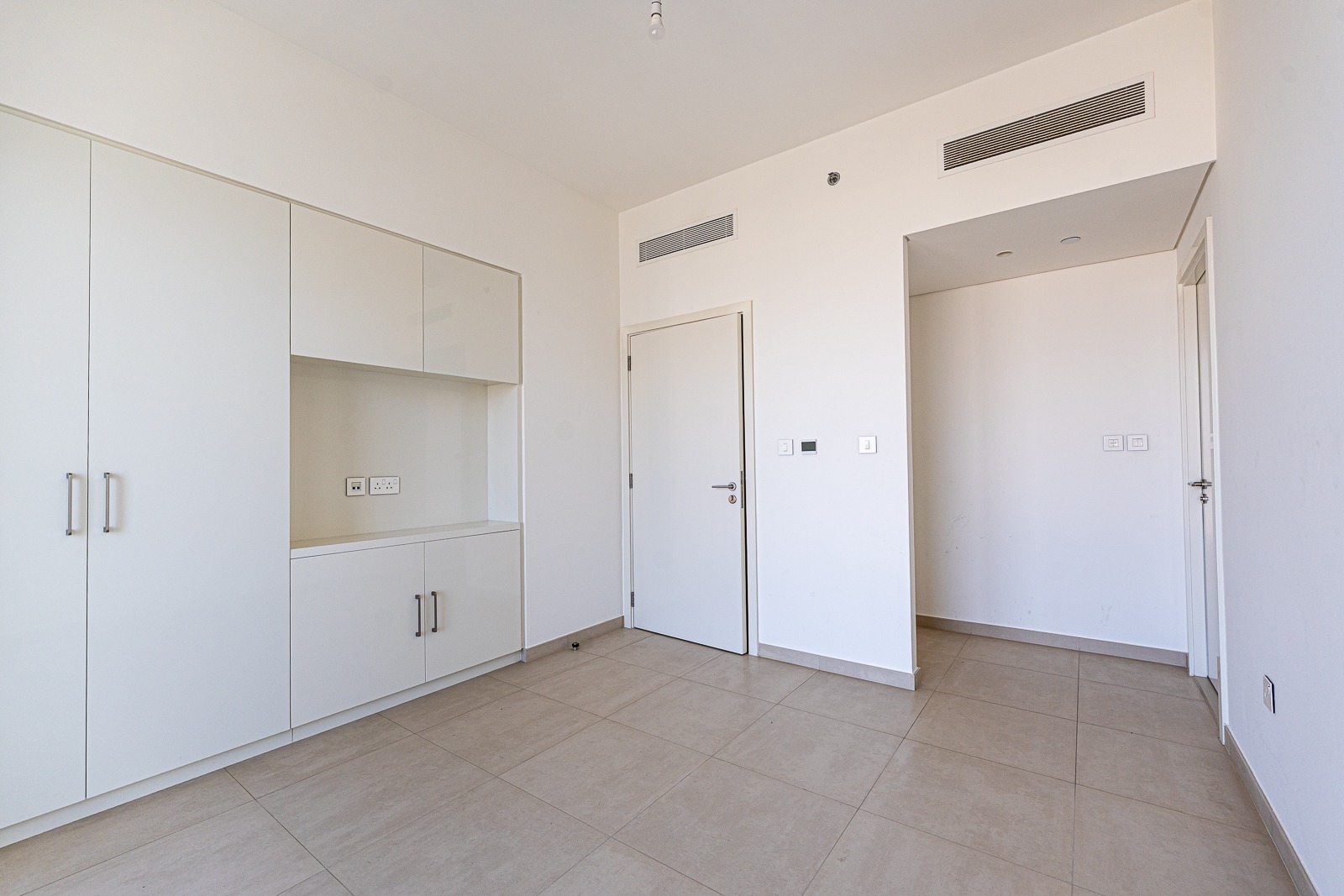 Zaabeel •	Project: Downtown Views II Tower 1