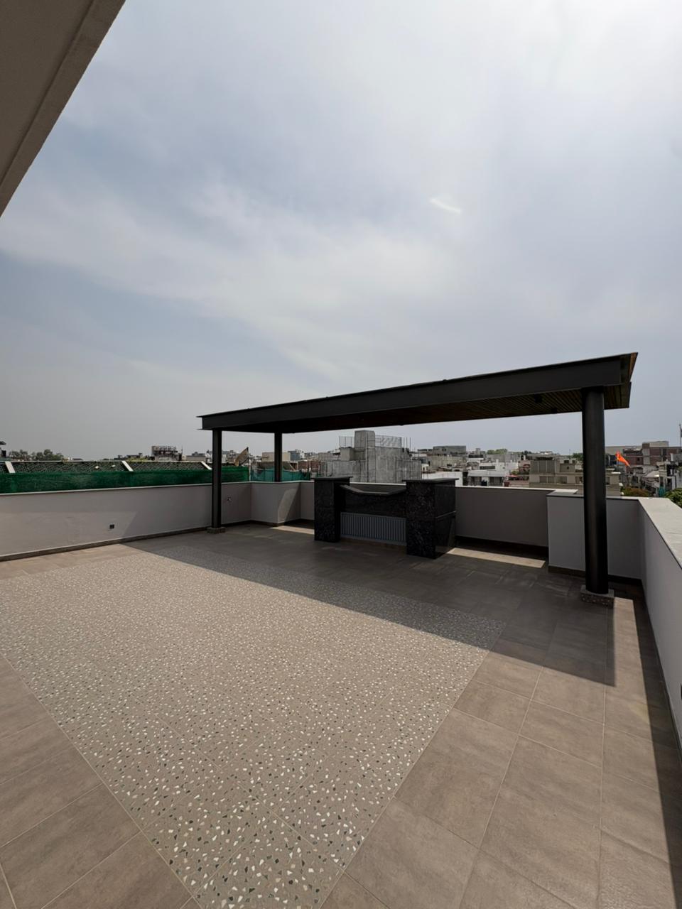 Luxury 4BHK Floor with Private Terrace Bar in GK-2 | 2100 Sq. Ft.