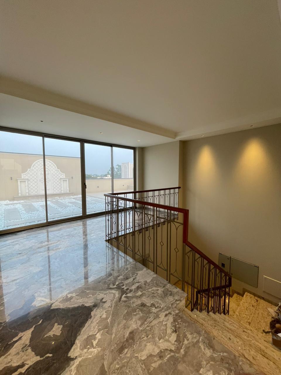 Anand Lok | 800 Sq. Yards | 3rd Floor with Private Terrace