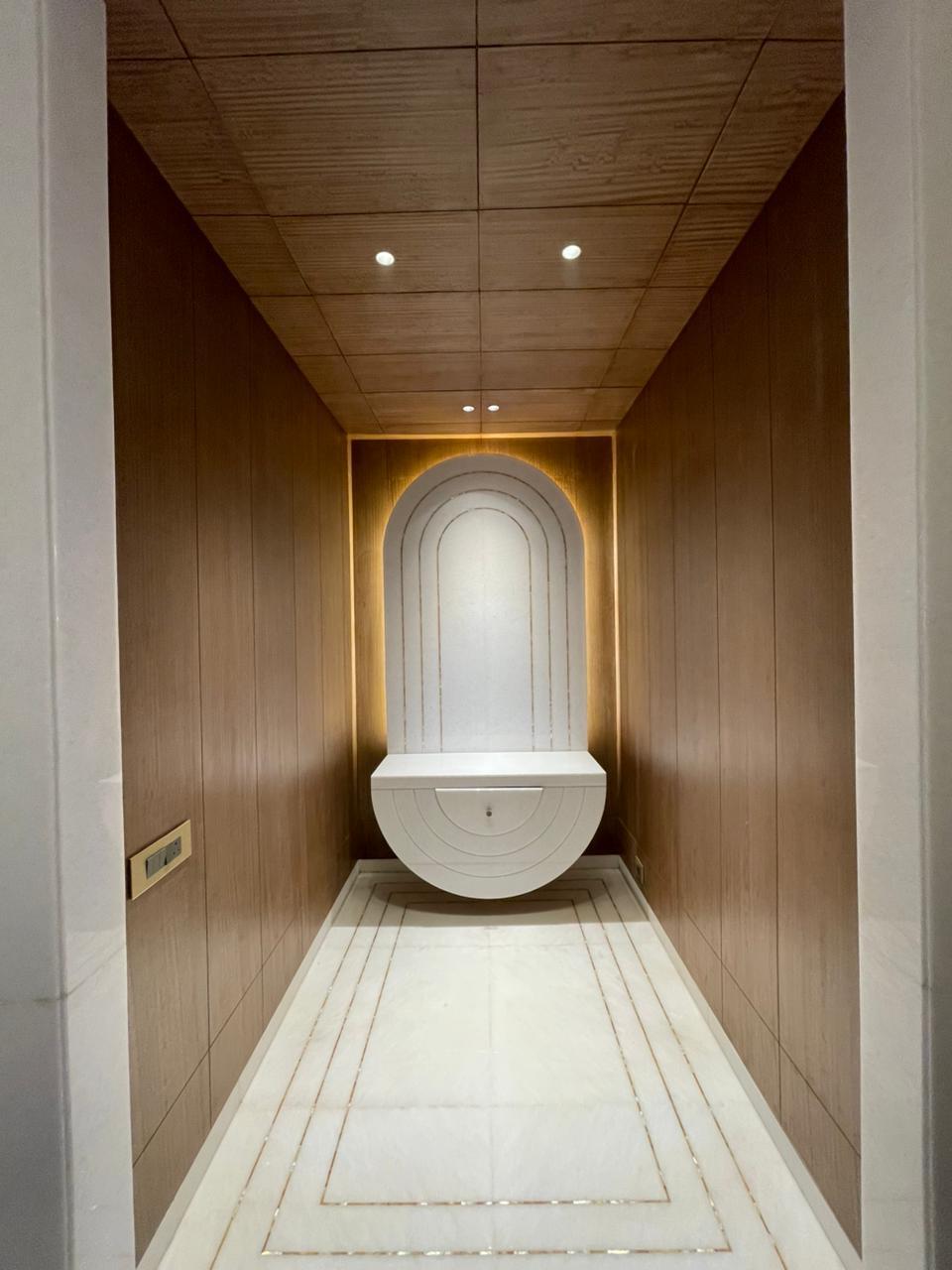 Anand Lok | 800 Sq. Yards | 3rd Floor with Private Terrace