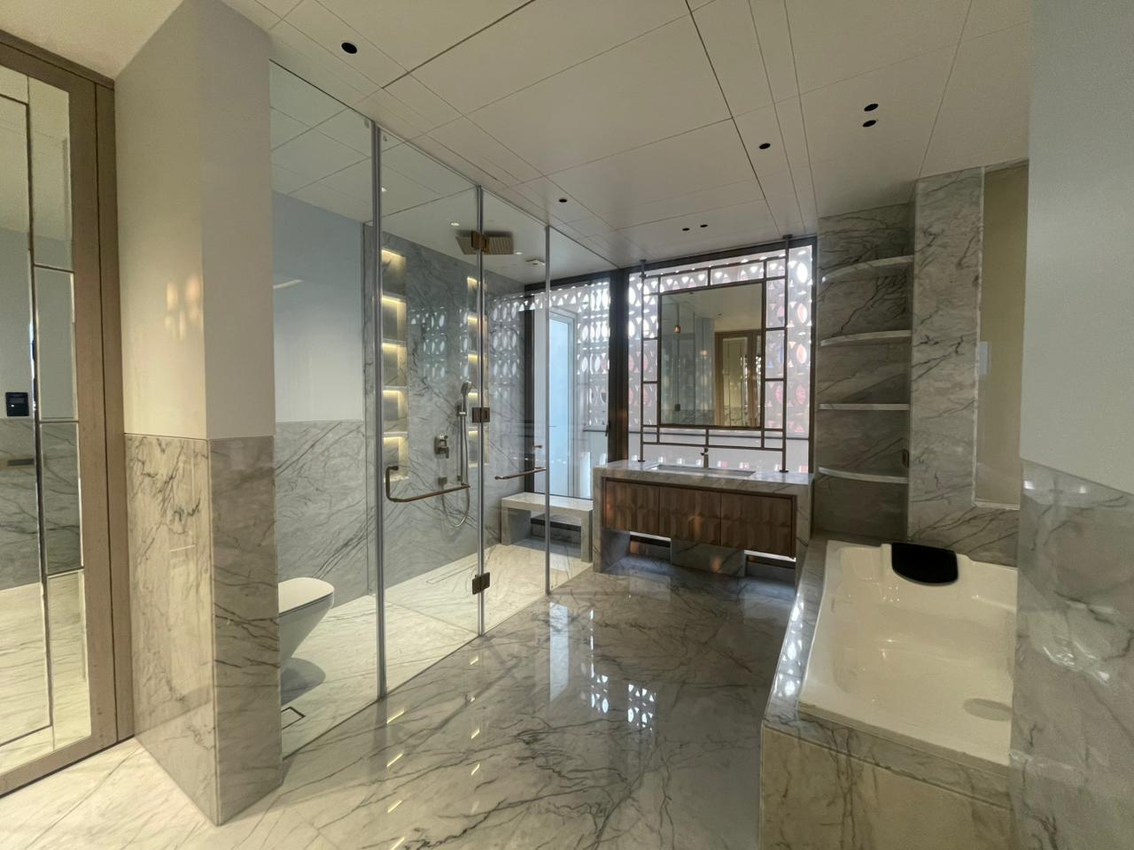 Anand Lok | 800 Sq. Yards | 3rd Floor with Private Terrace